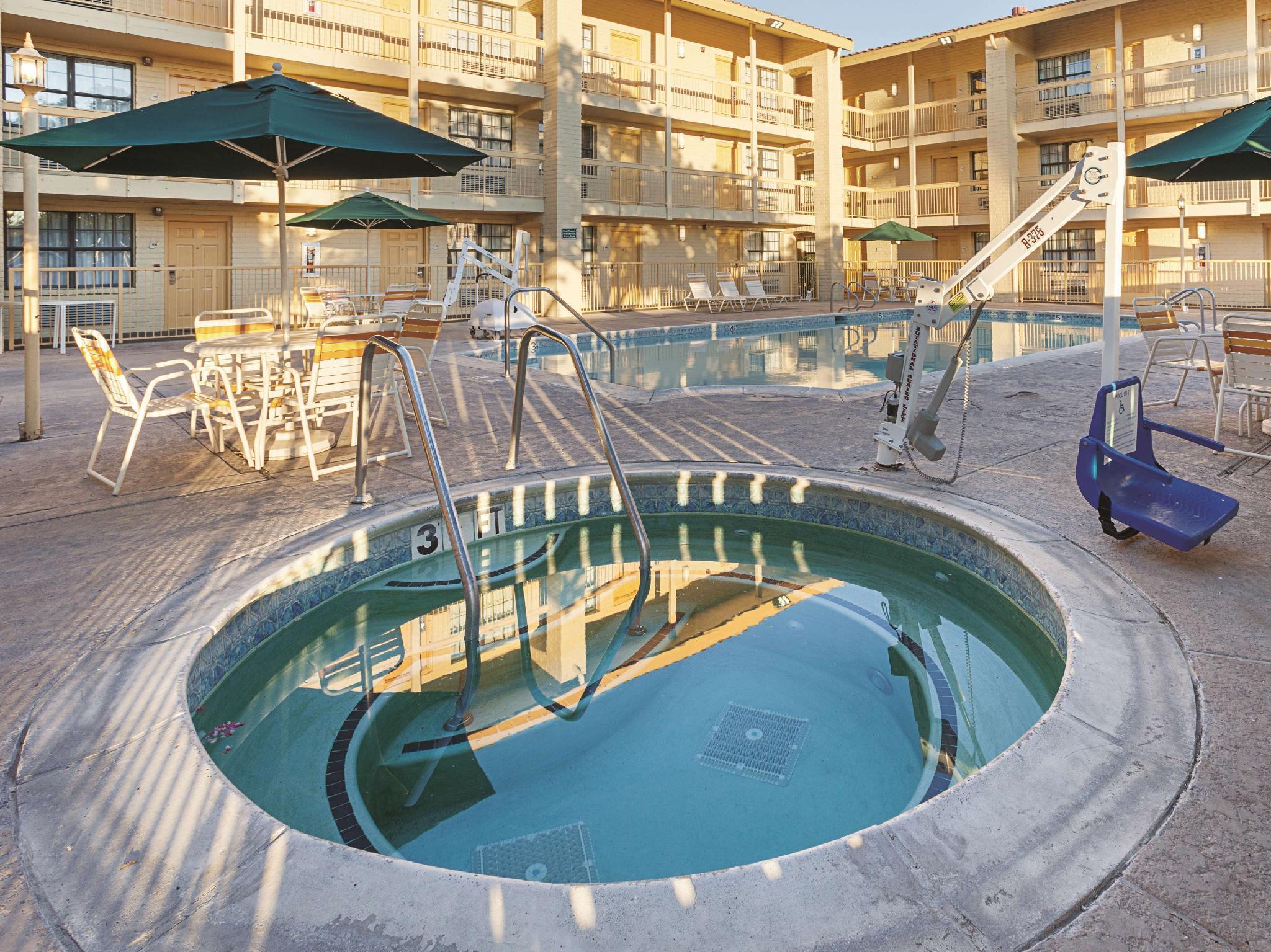 La Quinta Inn By Wyndham Sacramento North Carmichael Extérieur photo