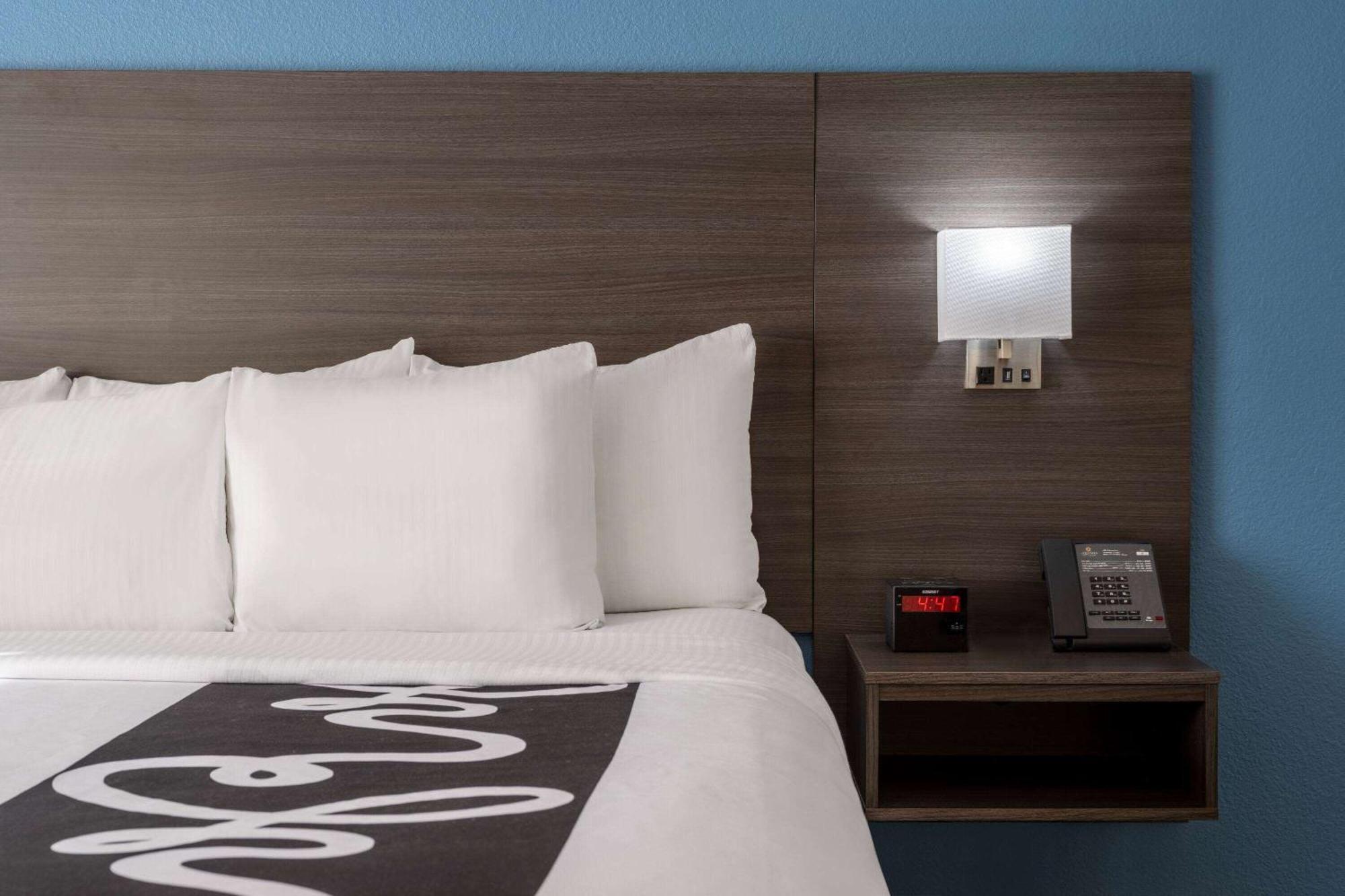 La Quinta Inn By Wyndham Sacramento North Carmichael Extérieur photo